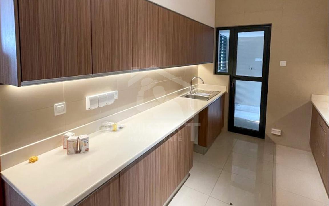 Apartment for Sale at Havelock City, Colombo 05- image 4