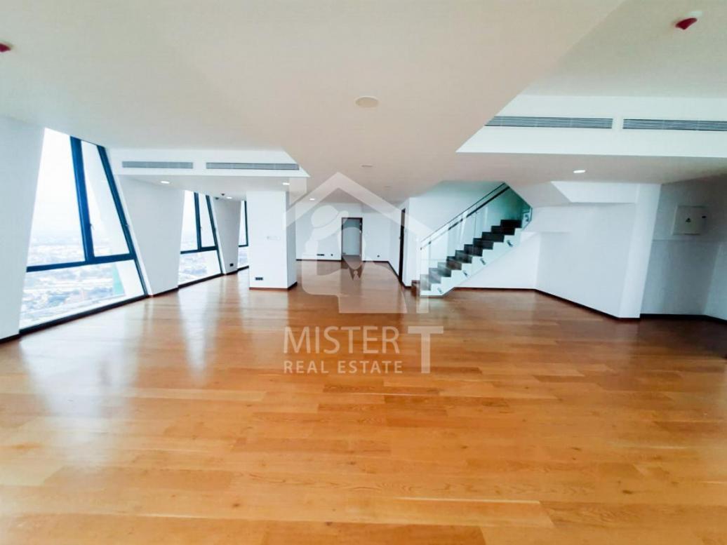 Duplex Apartment for Sale at Altair, Colombo 02- image 4