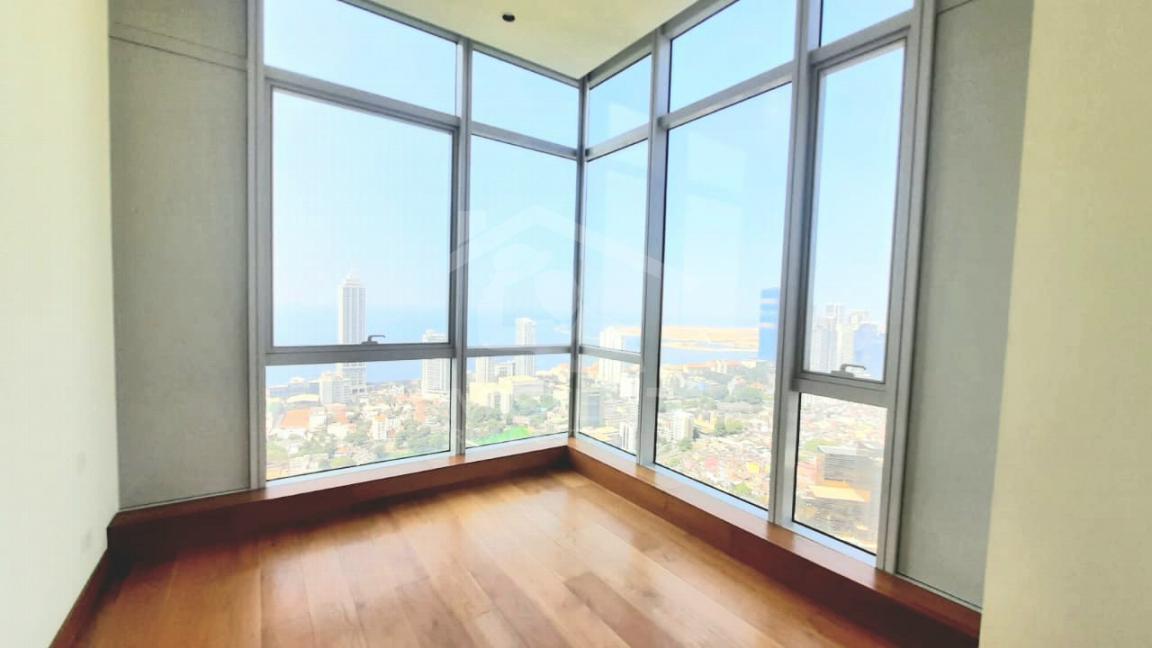 Penthouse for Sale at Colombo City Centre- image 5