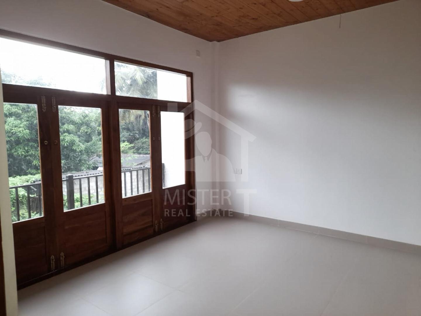 Brand New House for Sale in Thalawathugoda- image 5