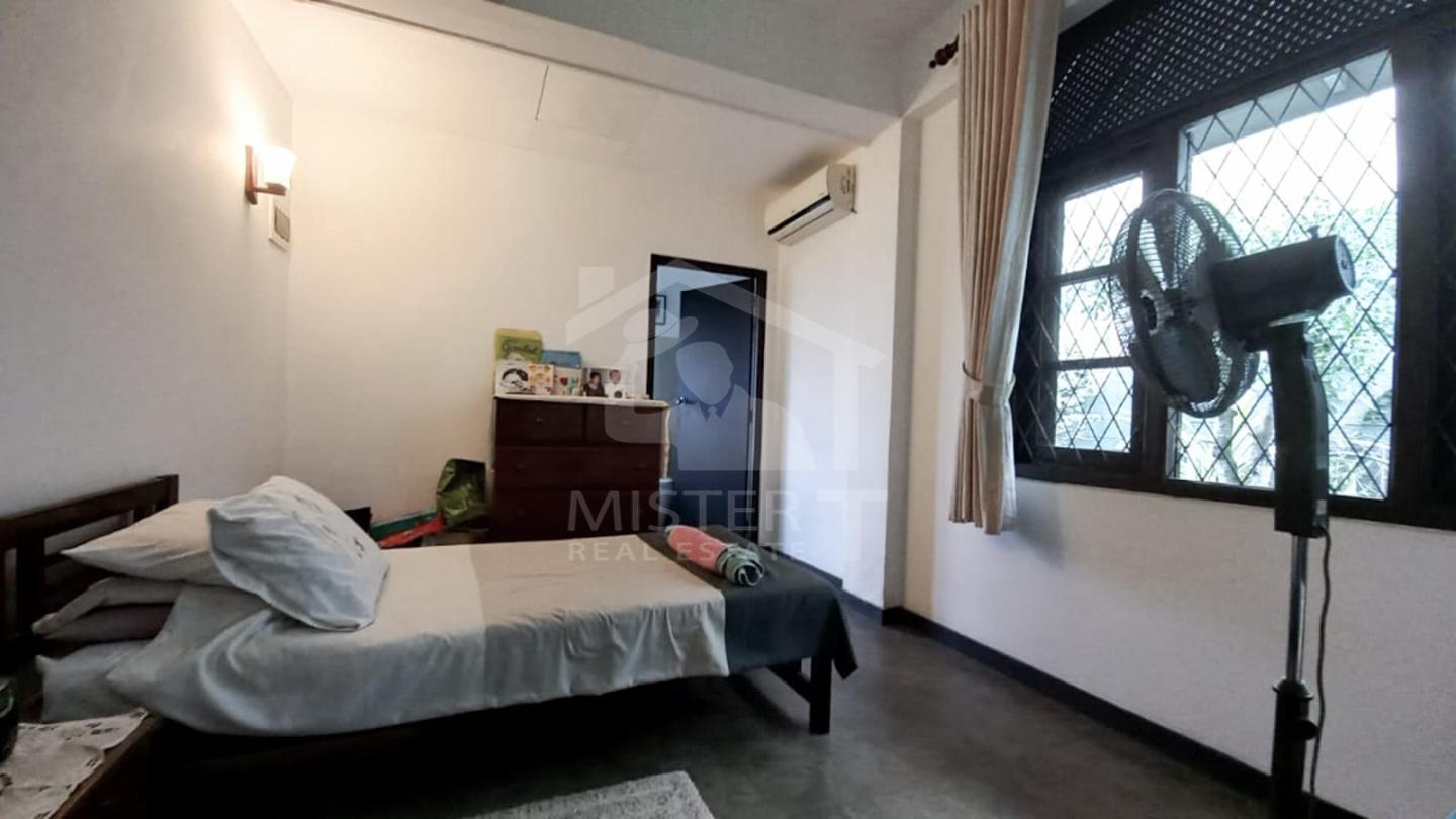 House for Sale in Battaramulla- image 5