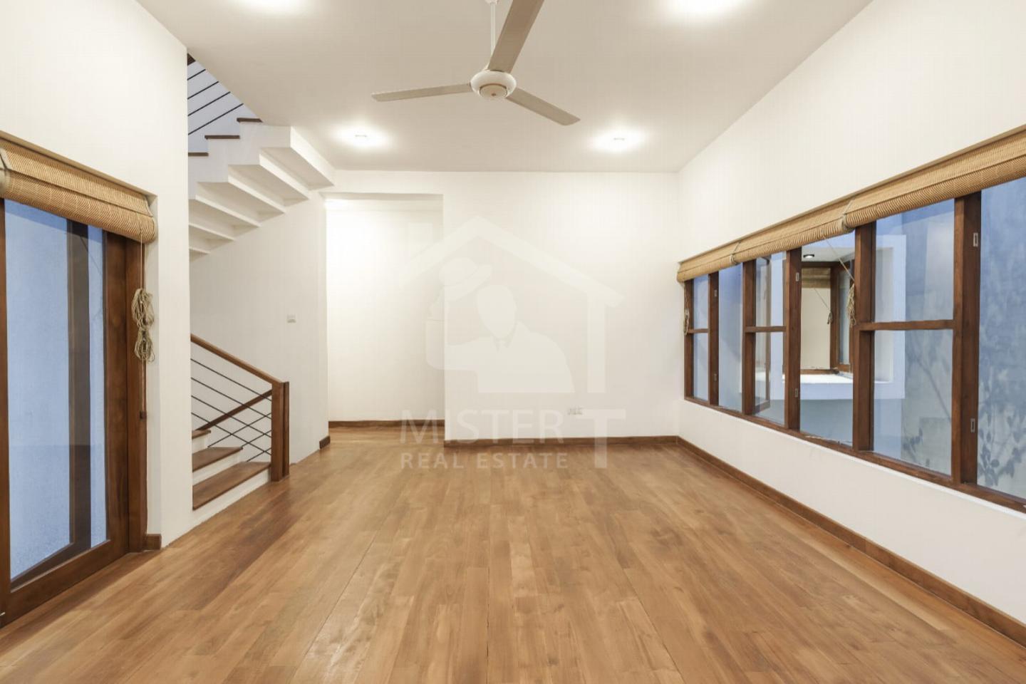 Luxury House for Sale in Kesbewa- image 5