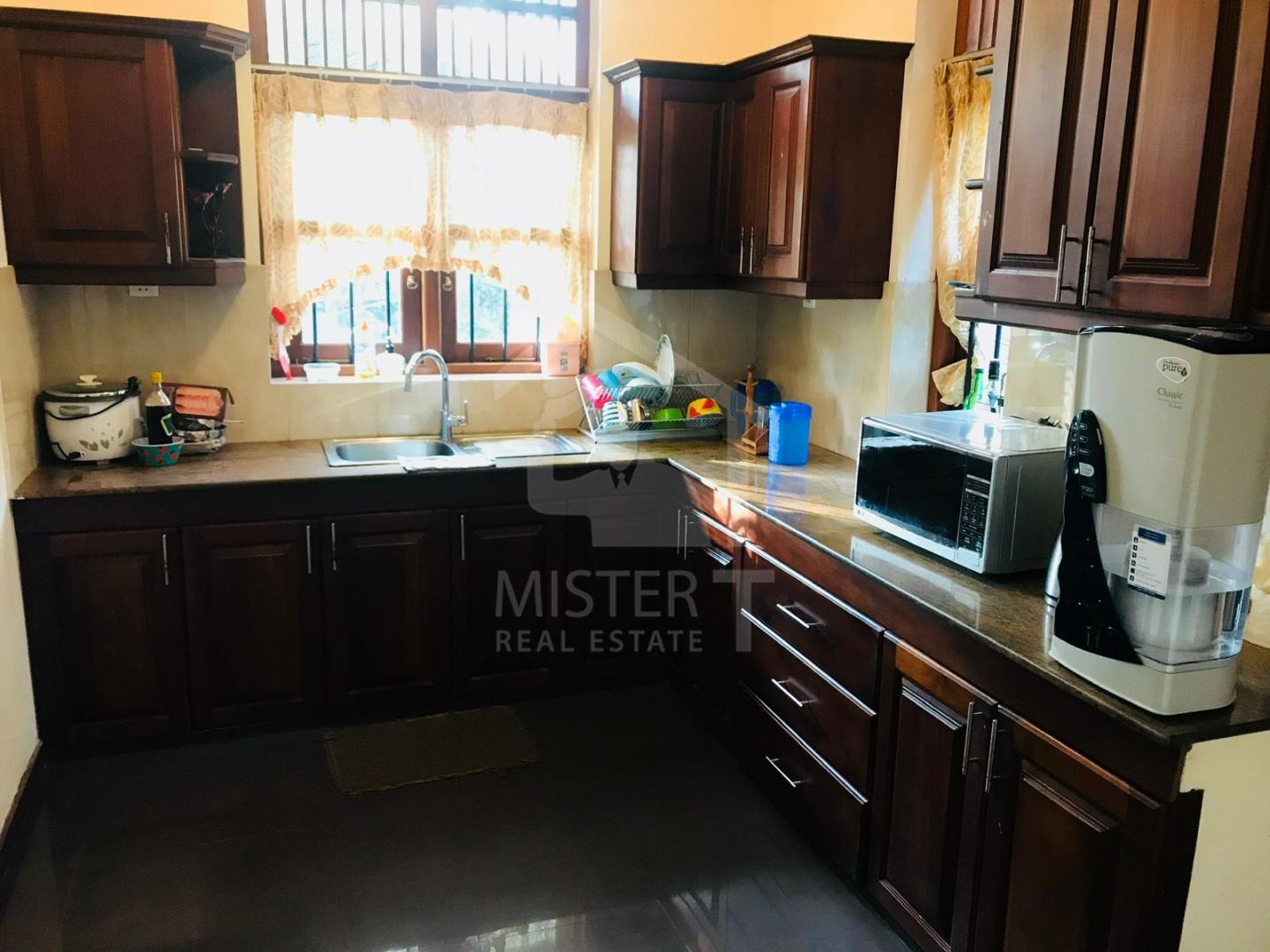 House for Sale in Thalahena- image 5