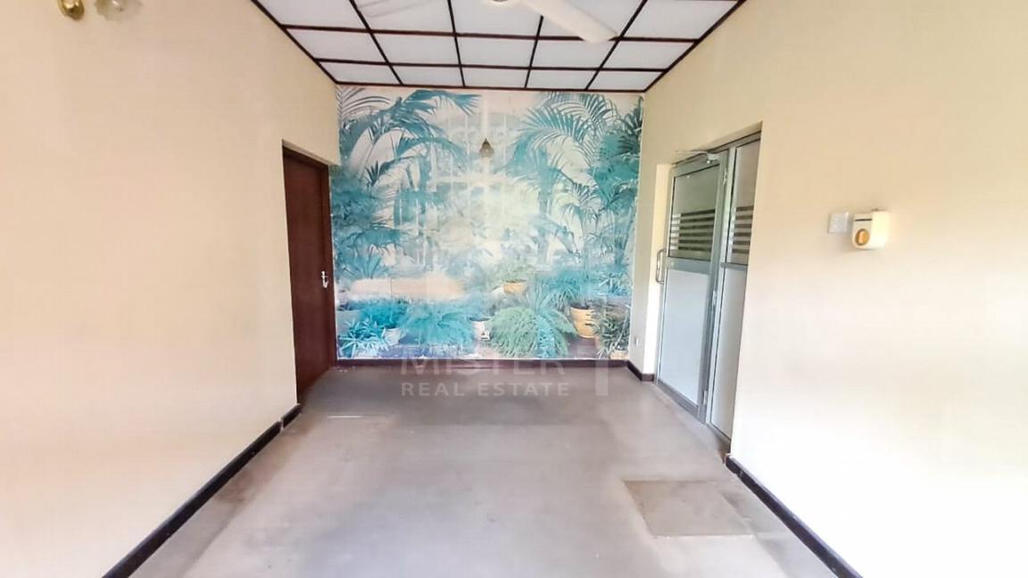 House for Sale in Nugegoda- image 5