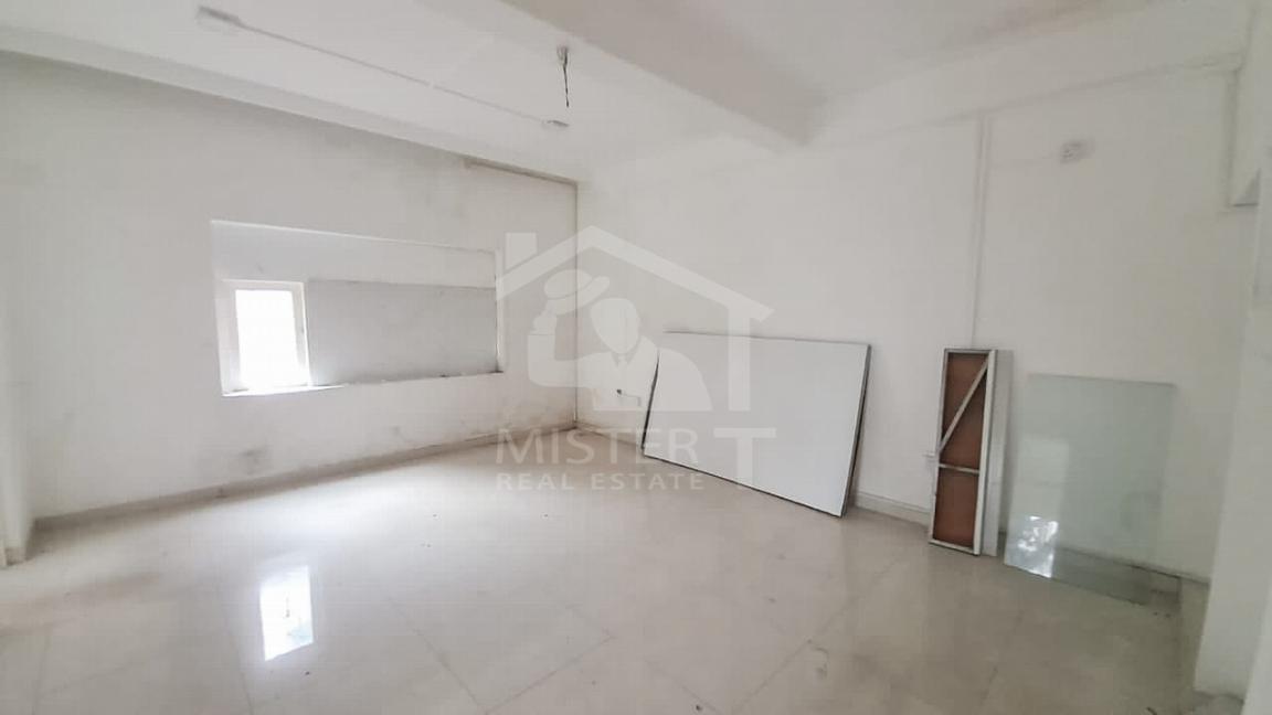 Commercial Building for Sale in Colombo 05- image 5