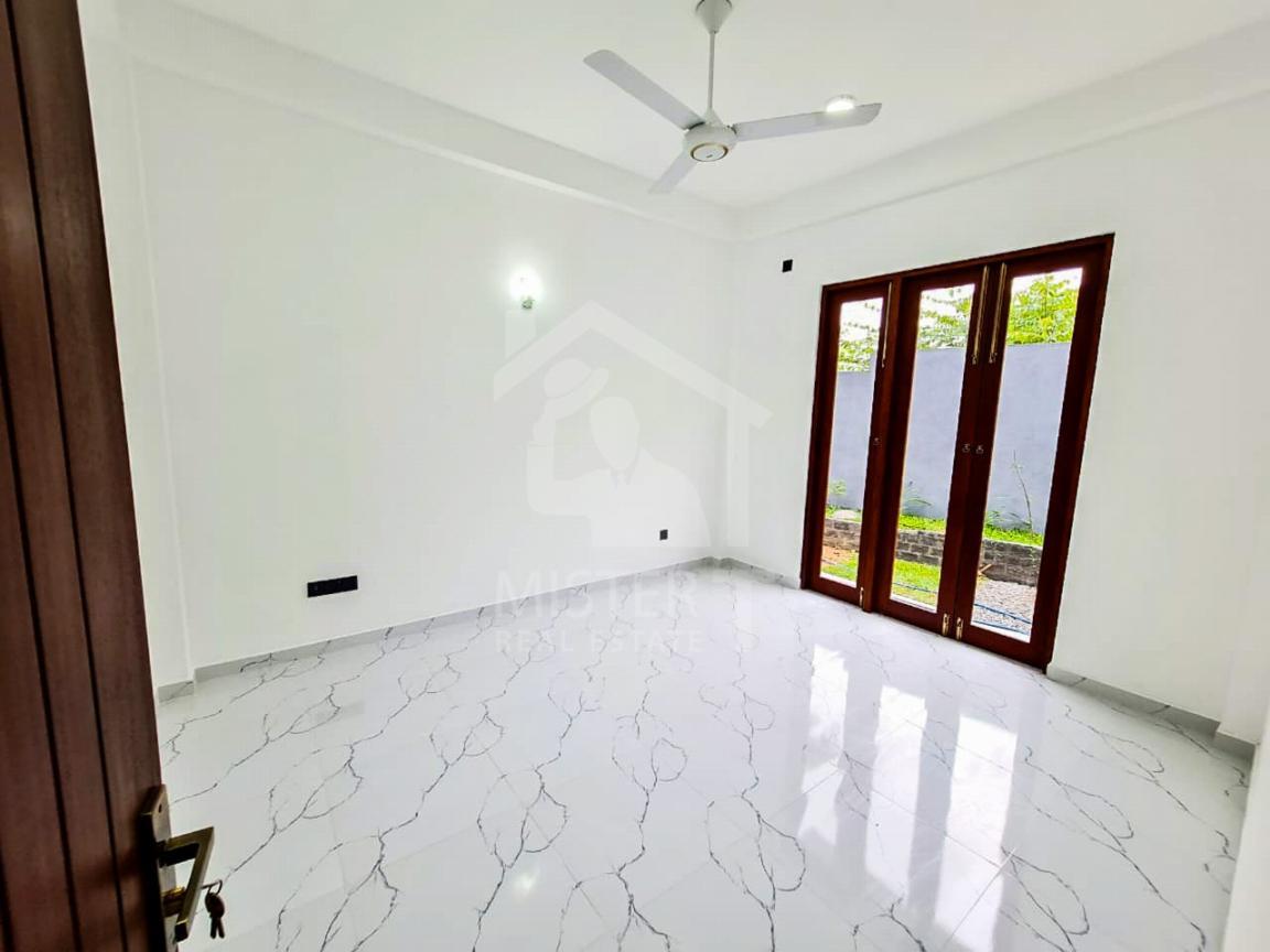 House for Sale in Malabe- image 5