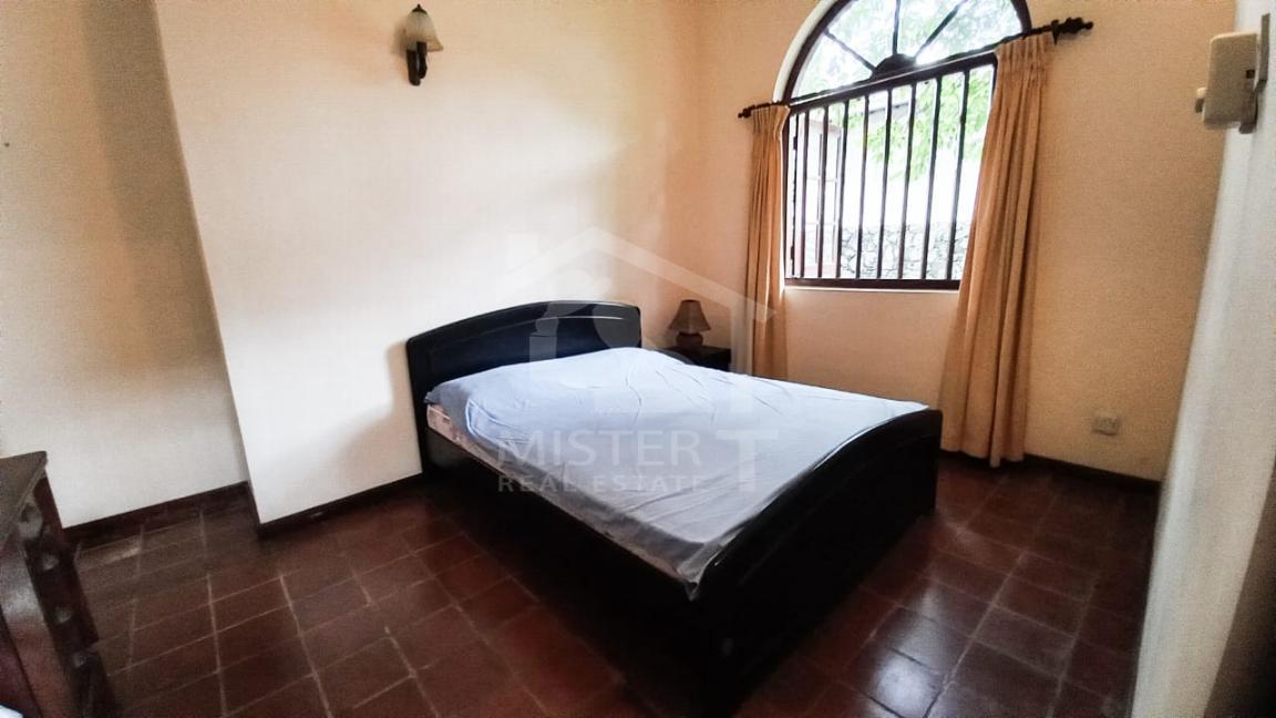 Colonial Style House for Sale in Pita Kotte - image 5