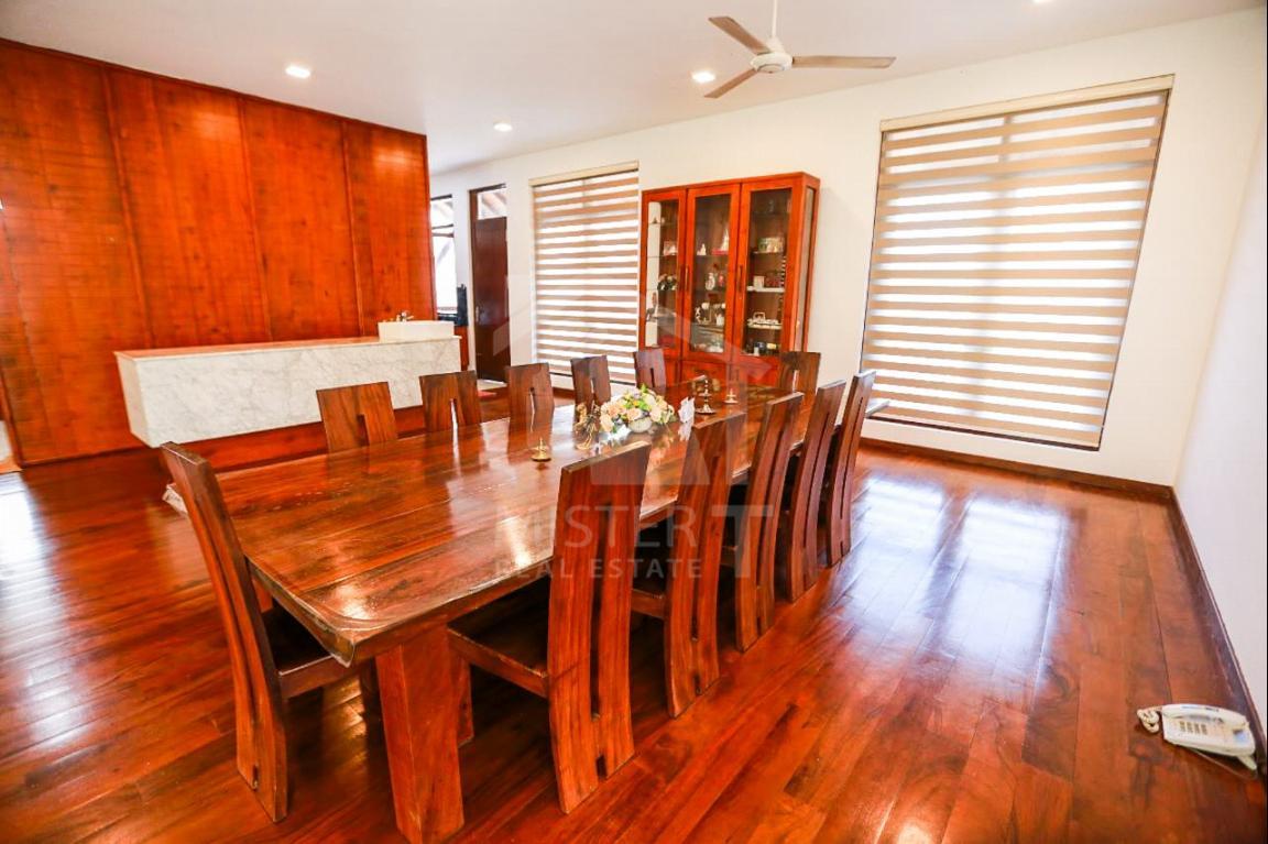 Luxury House for Sale in Nugegoda- image 5