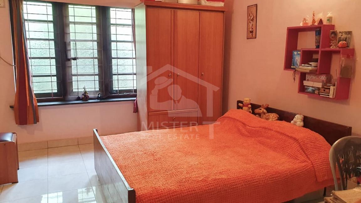 House for Sale in Colombo 05- image 5