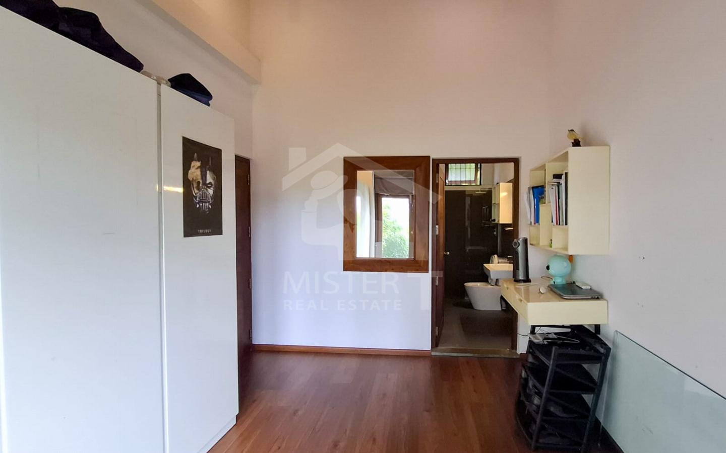 Luxury House for Sale in PitaKotte- image 5