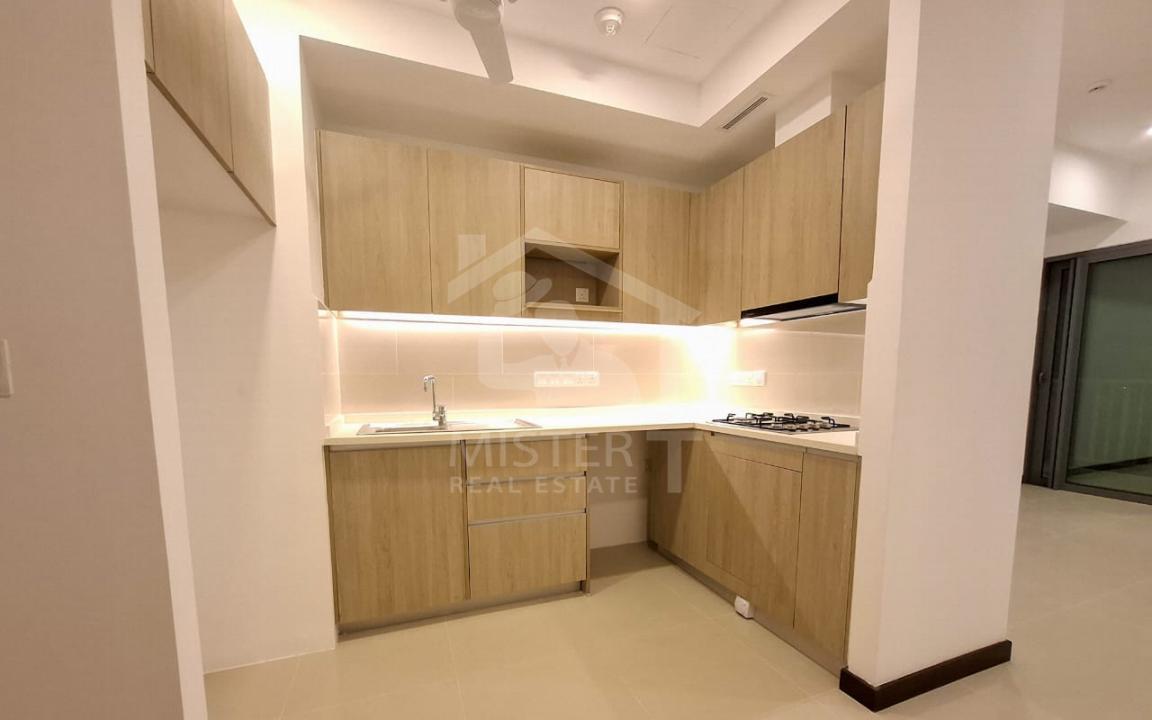 Apartment for Sale at Tri-Zen, Colombo 02- image 5