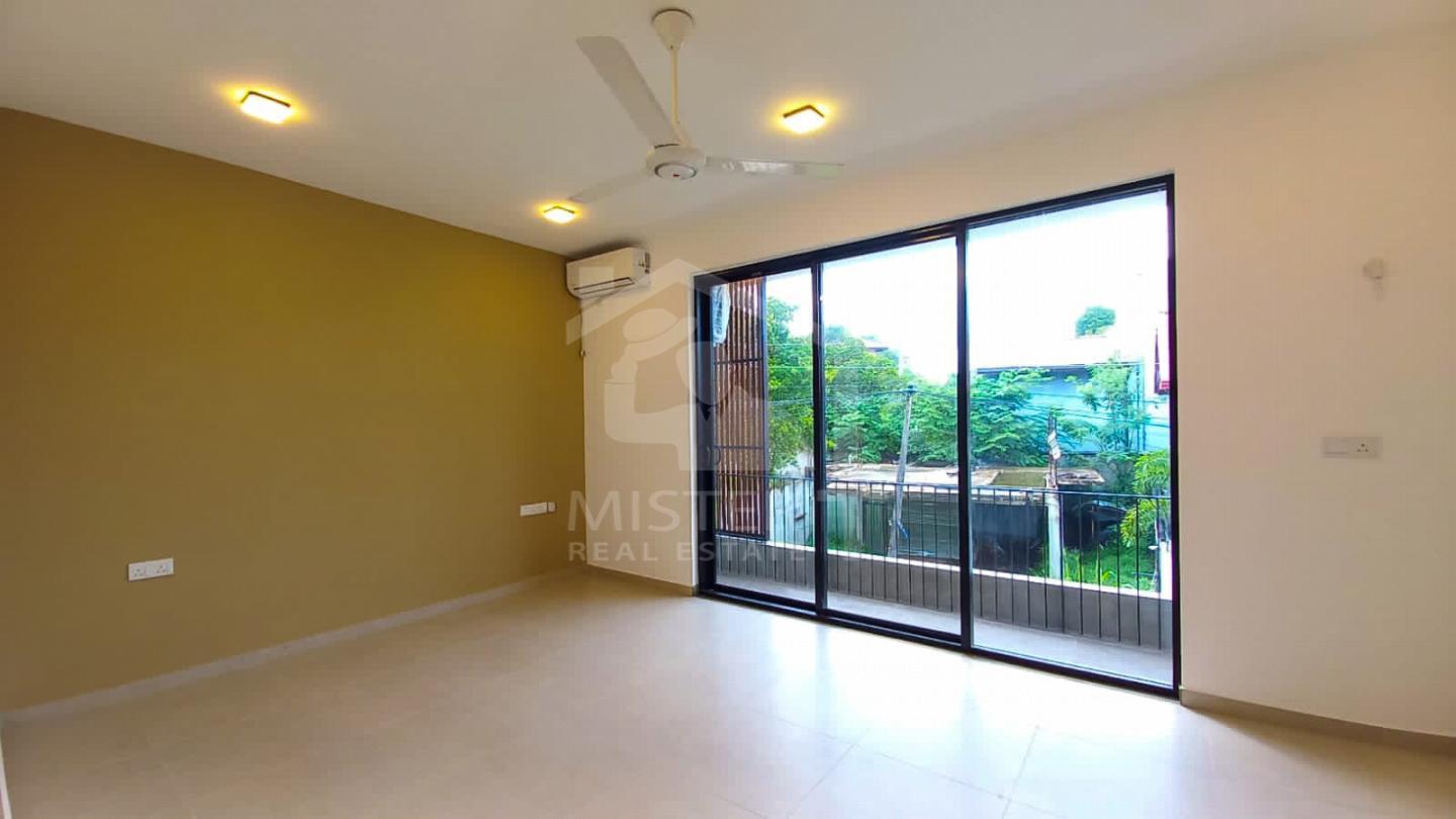 Luxury House for Sale in Thalawathugoda- image 6