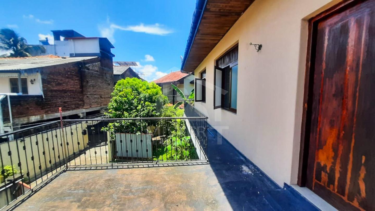 House for Sale in Colombo 06- image 6