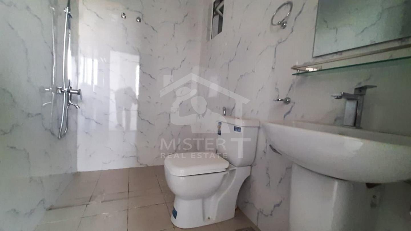 Apartment for Sale at Grand in Colombo 06- image 6