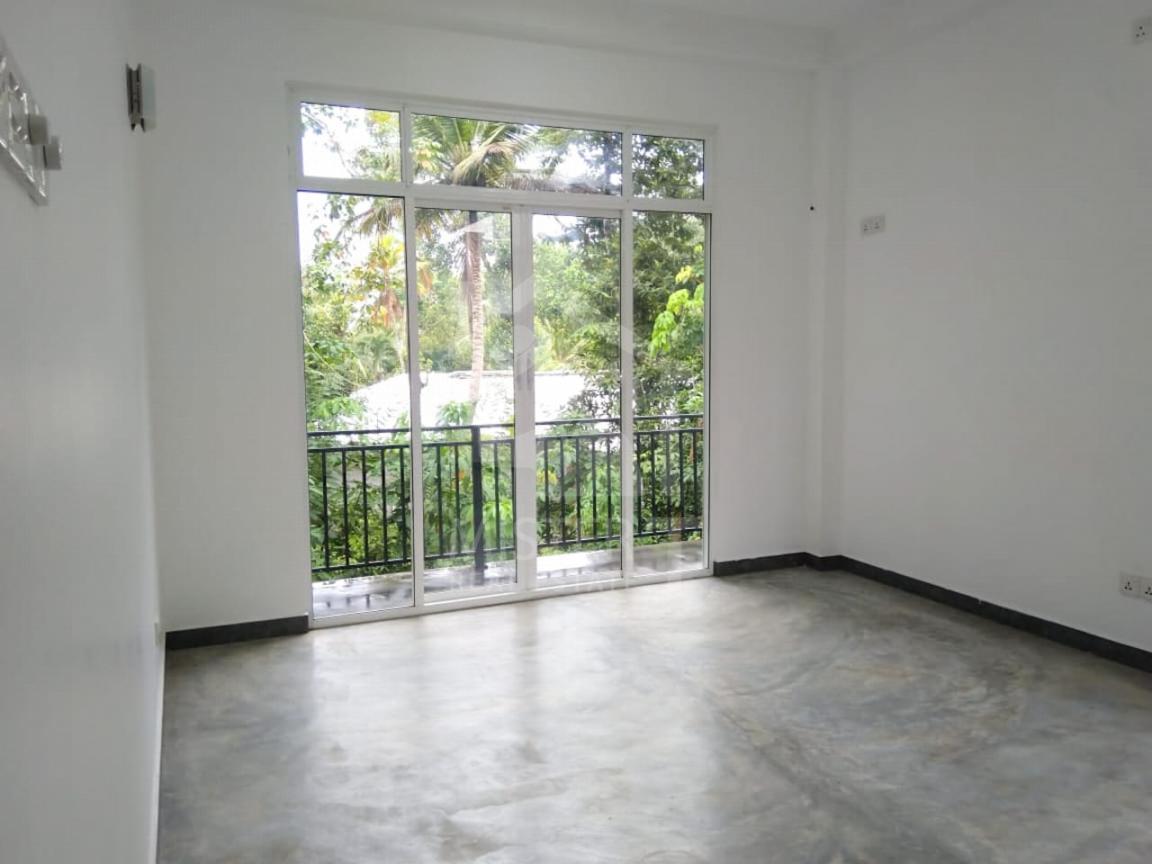 House for Sale in Piliyandala- image 6