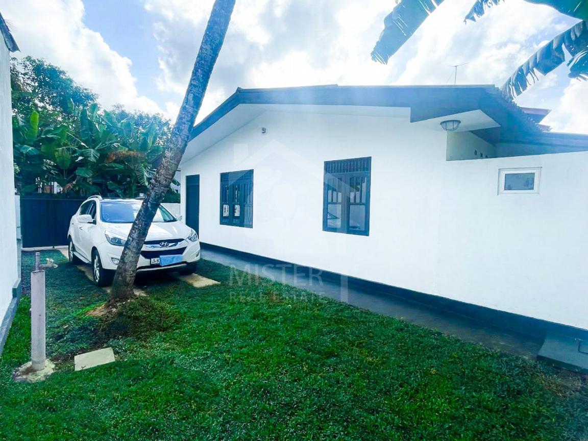 House for Sale in Kotikawatta- image 6