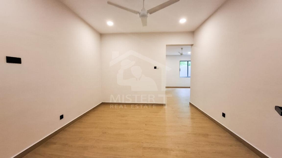 House for Sale in Kalubowila- image 6