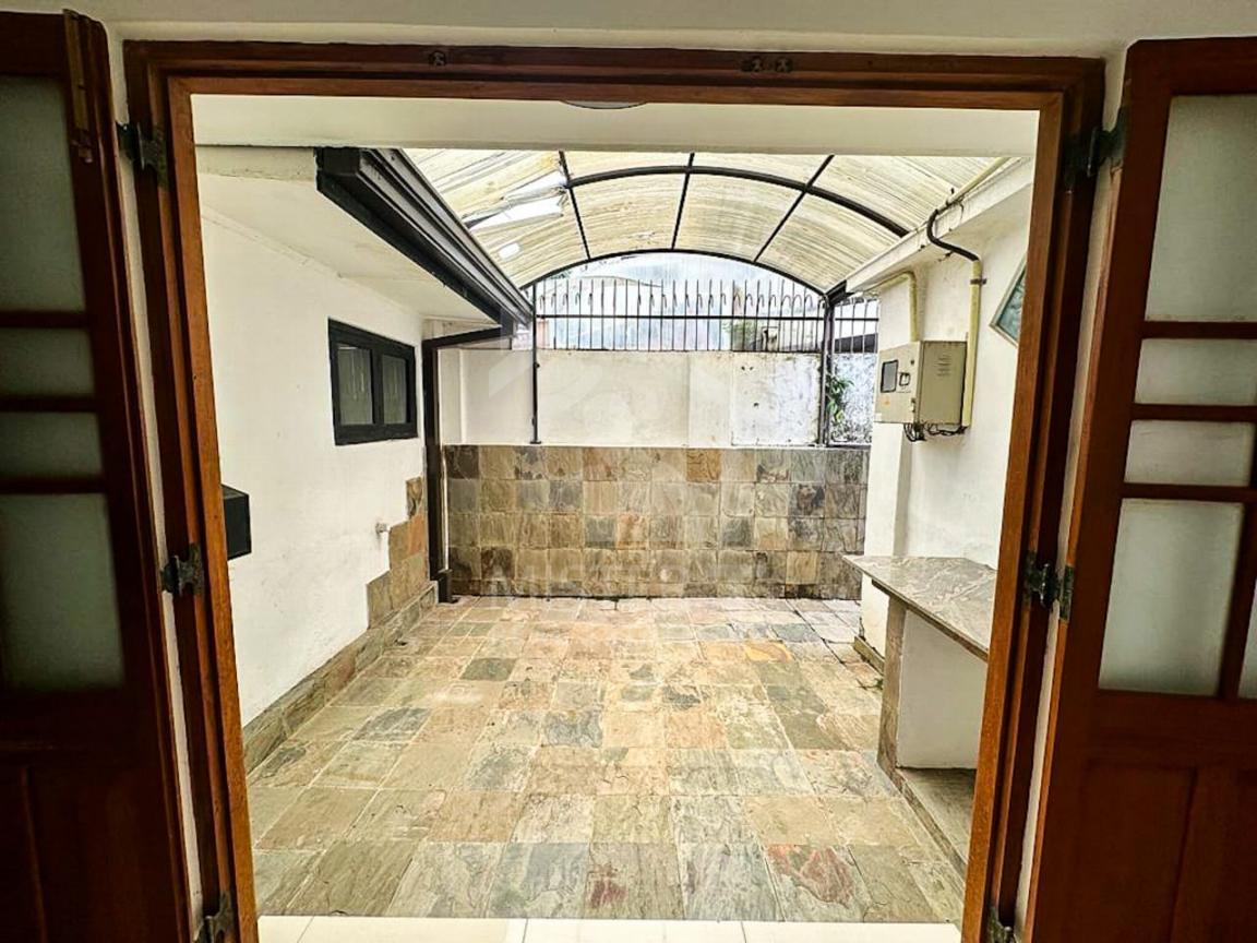 House for Sale in Colombo 05- image 6