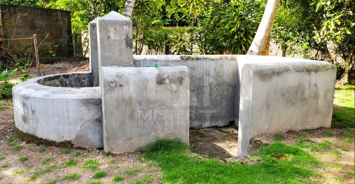 Colonial-Type House for Sale in Galle- image 6