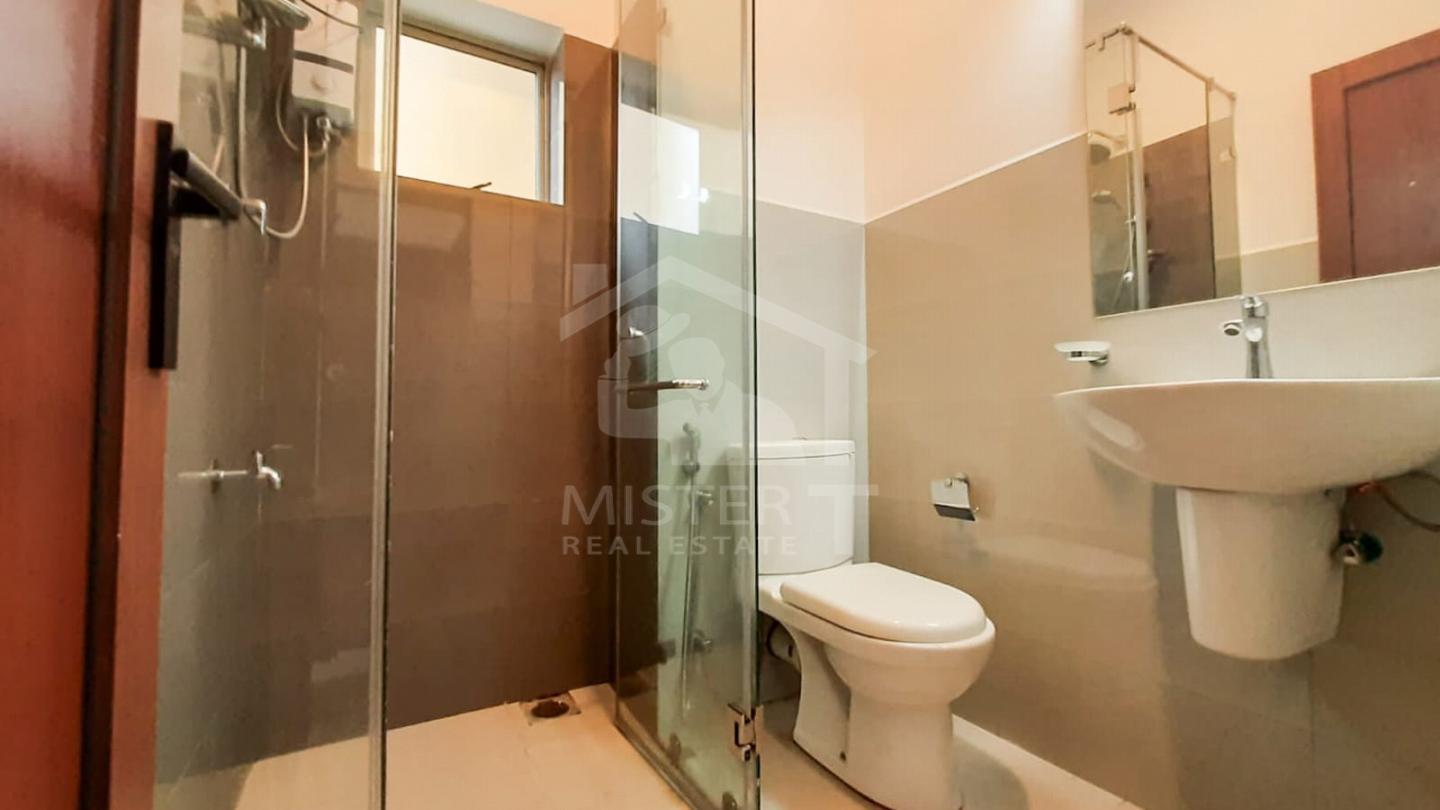 Apartment for Sale at Ariyana Resort- image 6