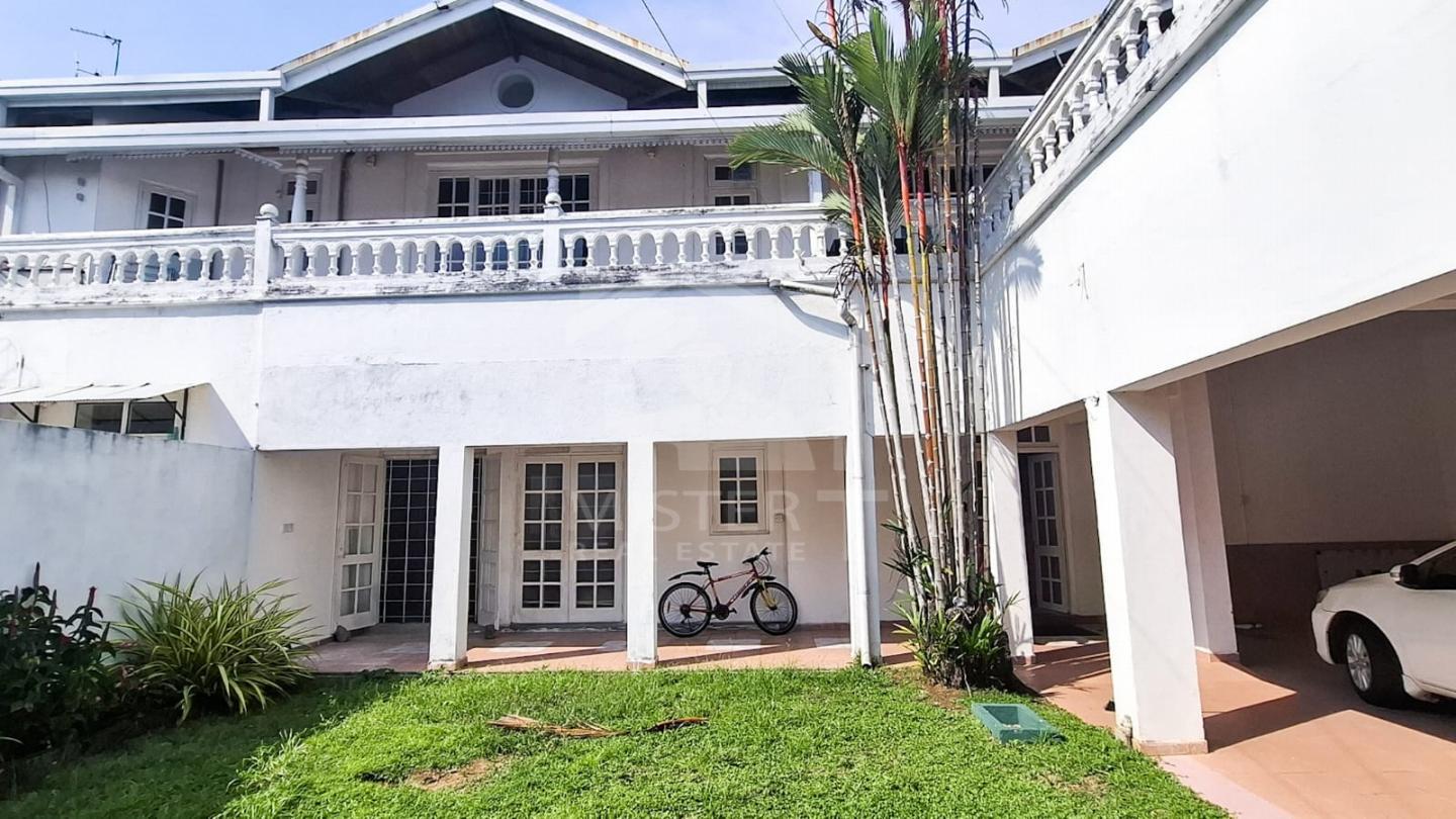 House for Sale in Colombo 08- image 6