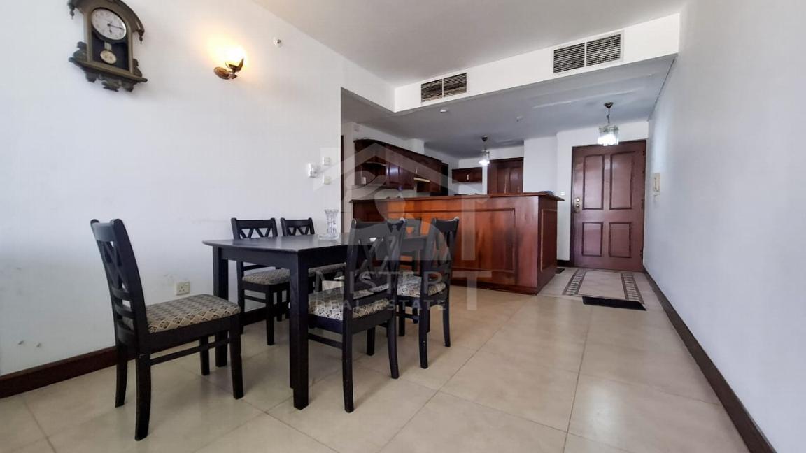 Apartment for Sale in Crescat Residencies- image 6