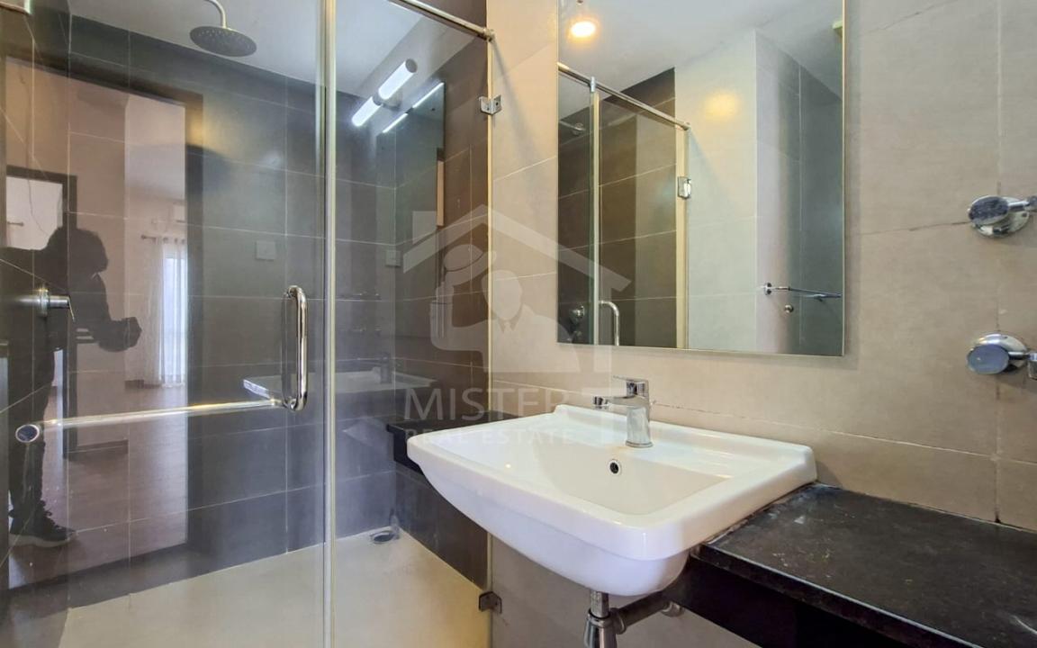 Apartment for Sale at Treasure Trove, Colombo 08- image 6