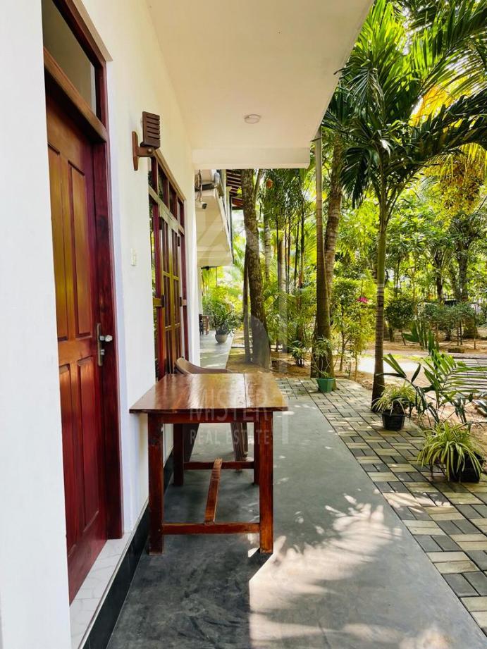 Commercial Property for Sale in Mirissa- image 7