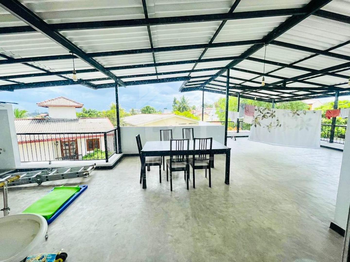 Luxury House for Sale in Nugegoda- image 7