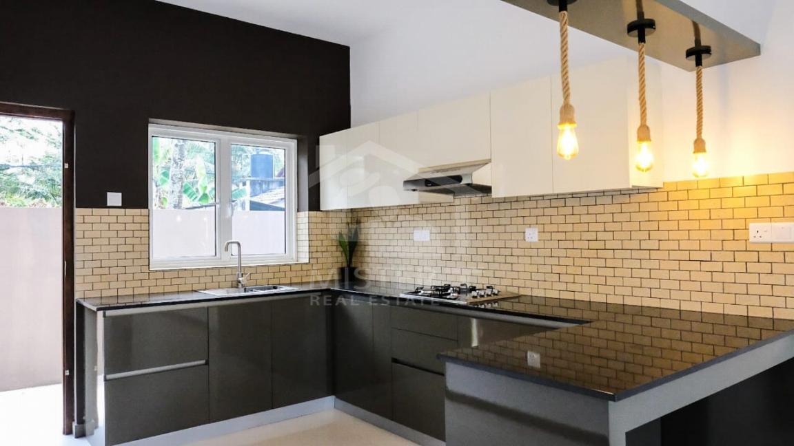 House for Sale in Negombo- image 7