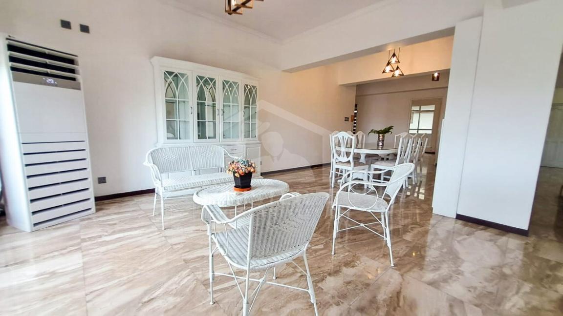 Penthouse for Sale at Flower Court, Colombo 07- image 7