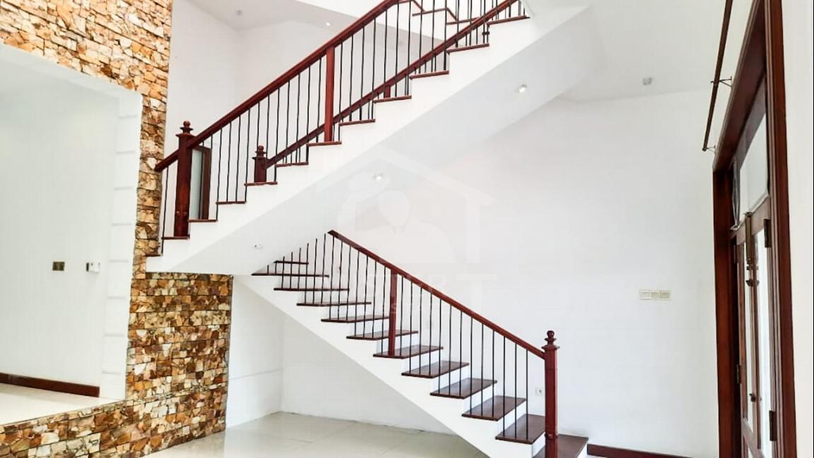 House for Sale in Nugegoda- image 7