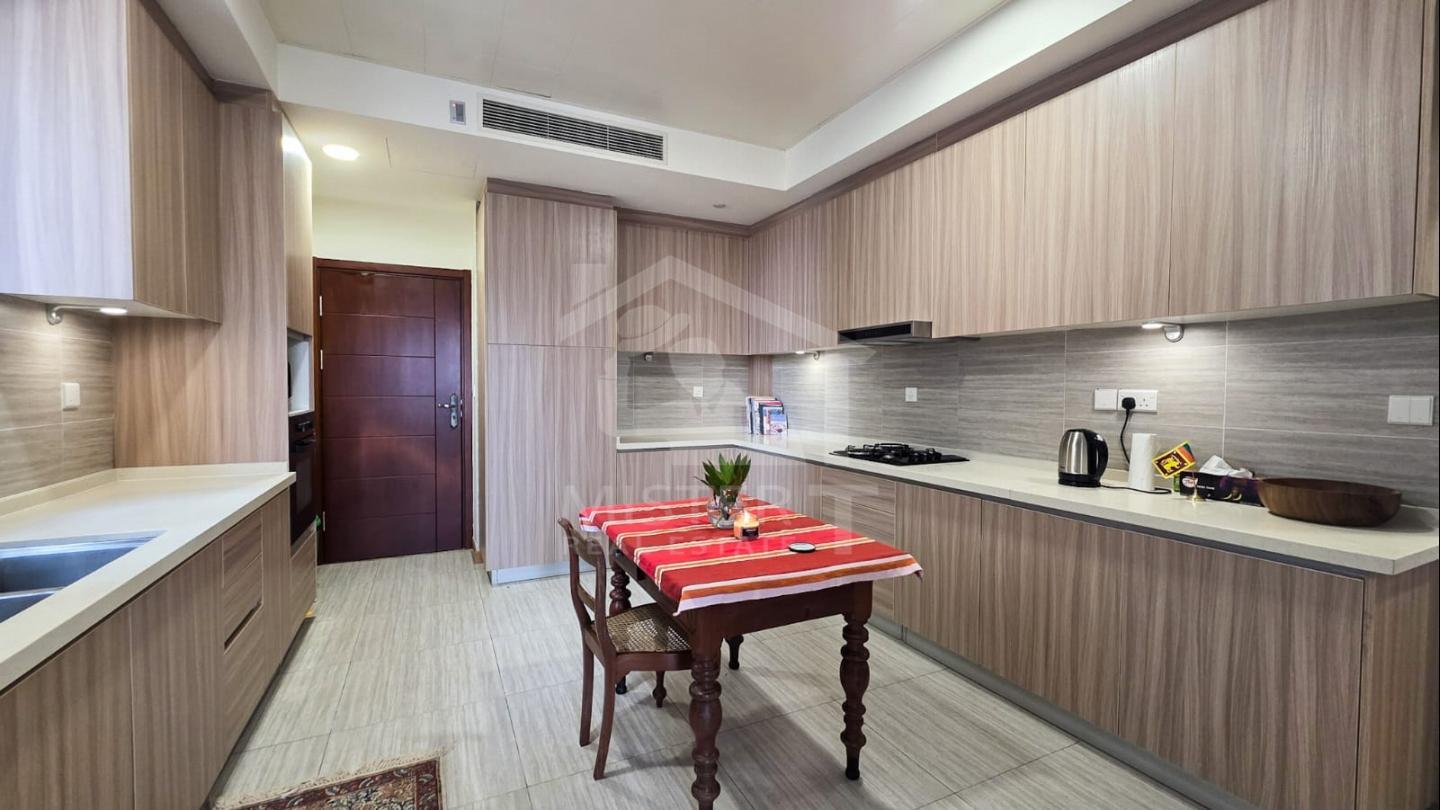 Apartment for Sale at Astoria, Colombo 03 - image 7