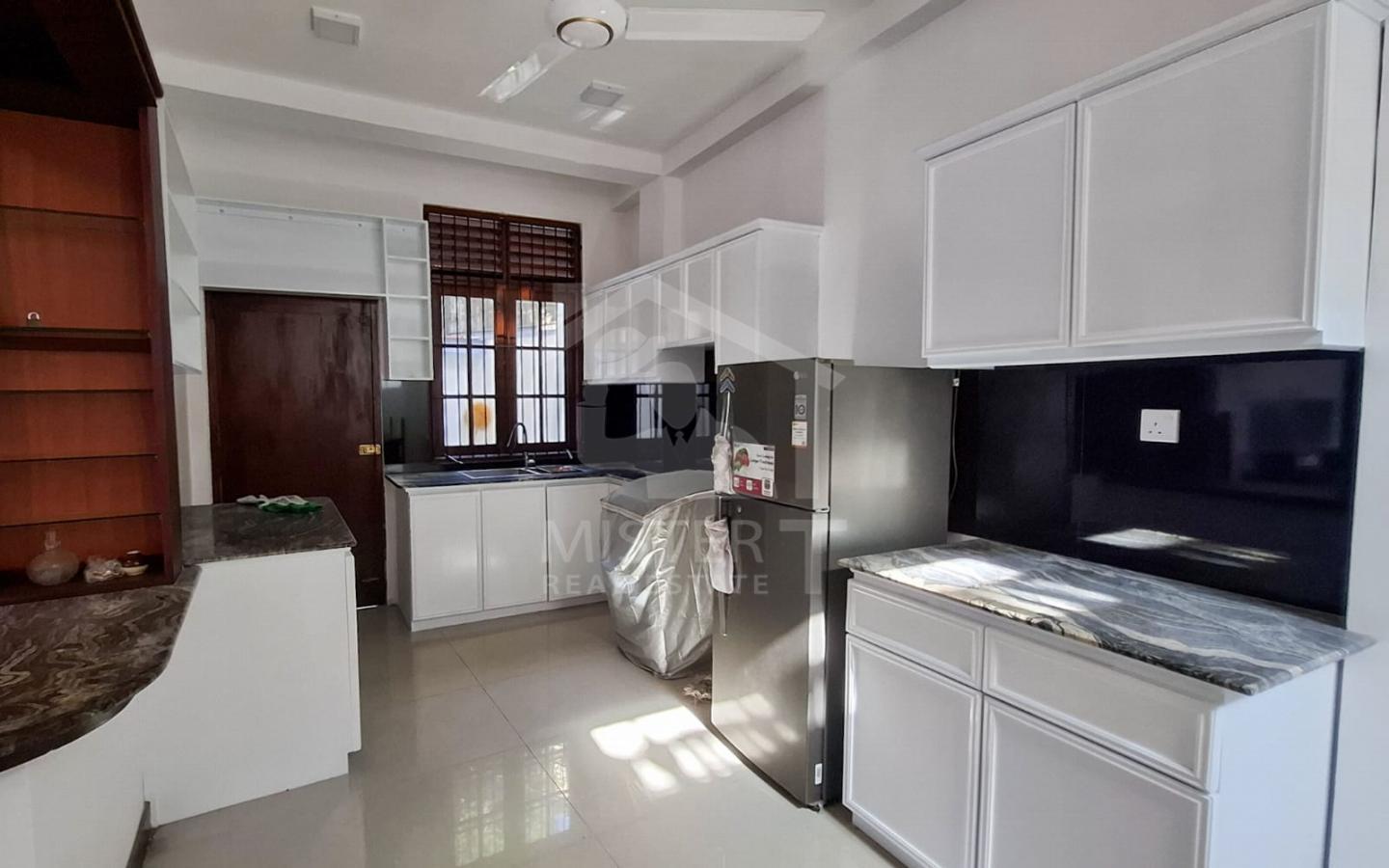 House For Sale In Nugegoda- image 7