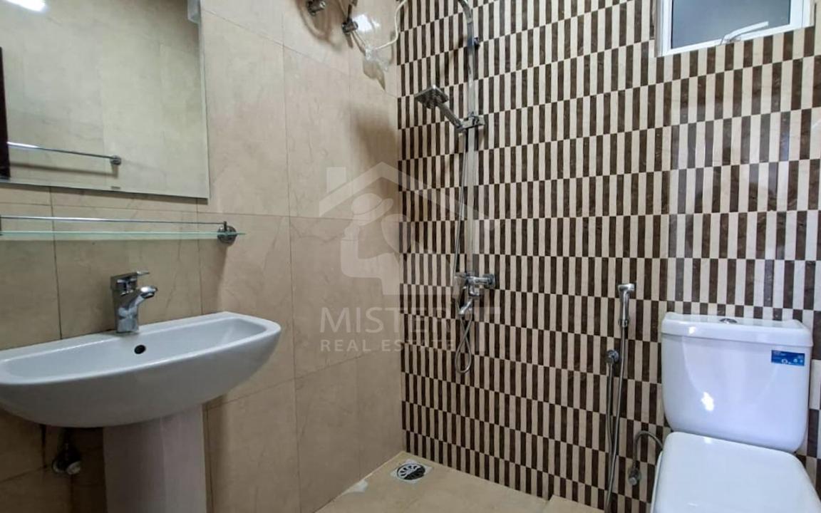 Apartment for Sale at Grand Tower, Colombo 06- image 7