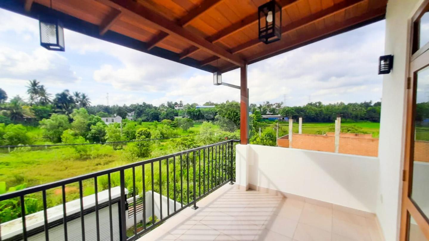 House for Sale in Makola- image 8