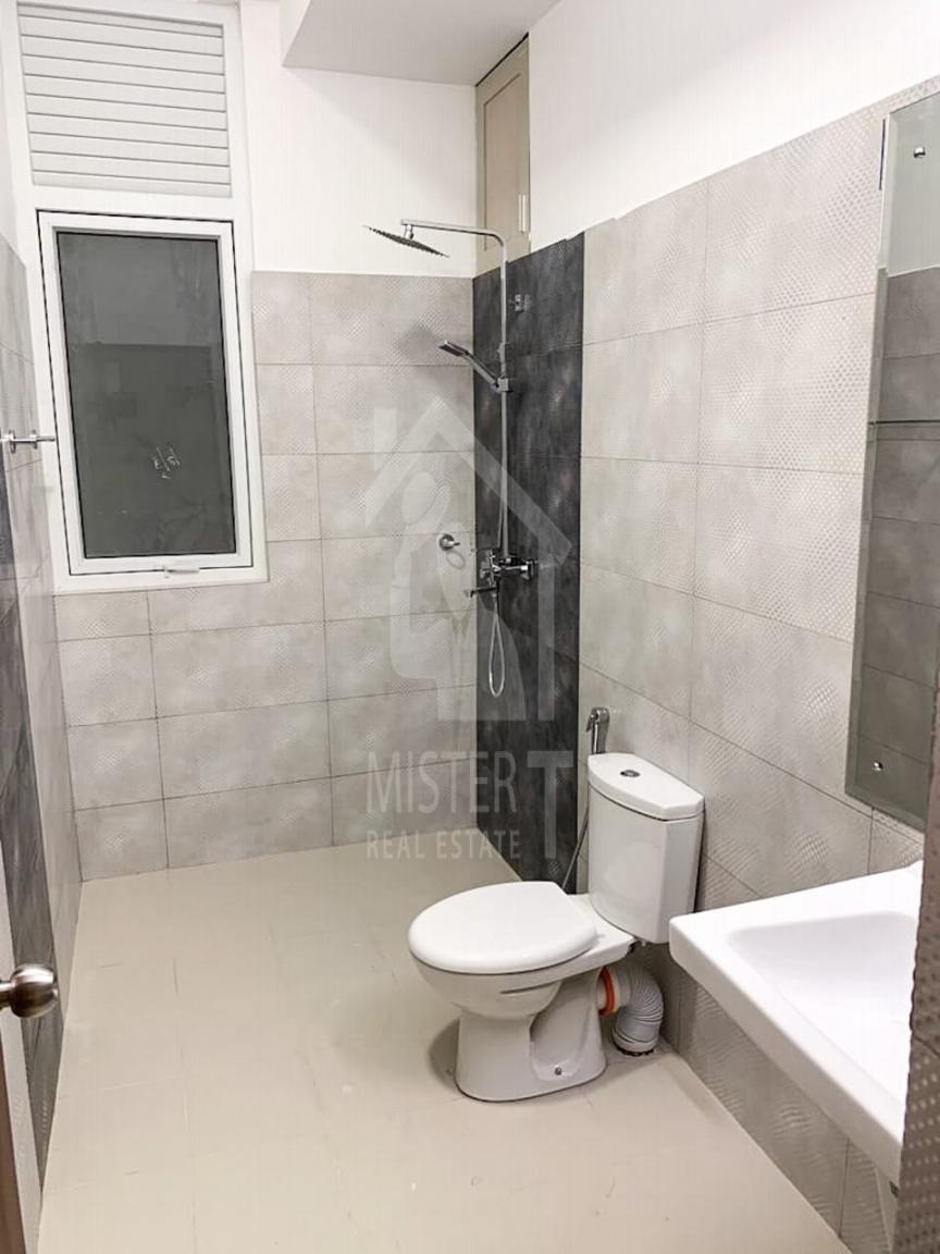 Apartment for Sale at The Breeze in Moratuwa- image 8