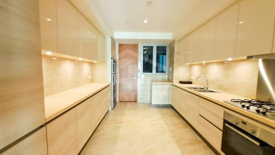 Apartment for Sale at The Residences, Colombo 02- image 8