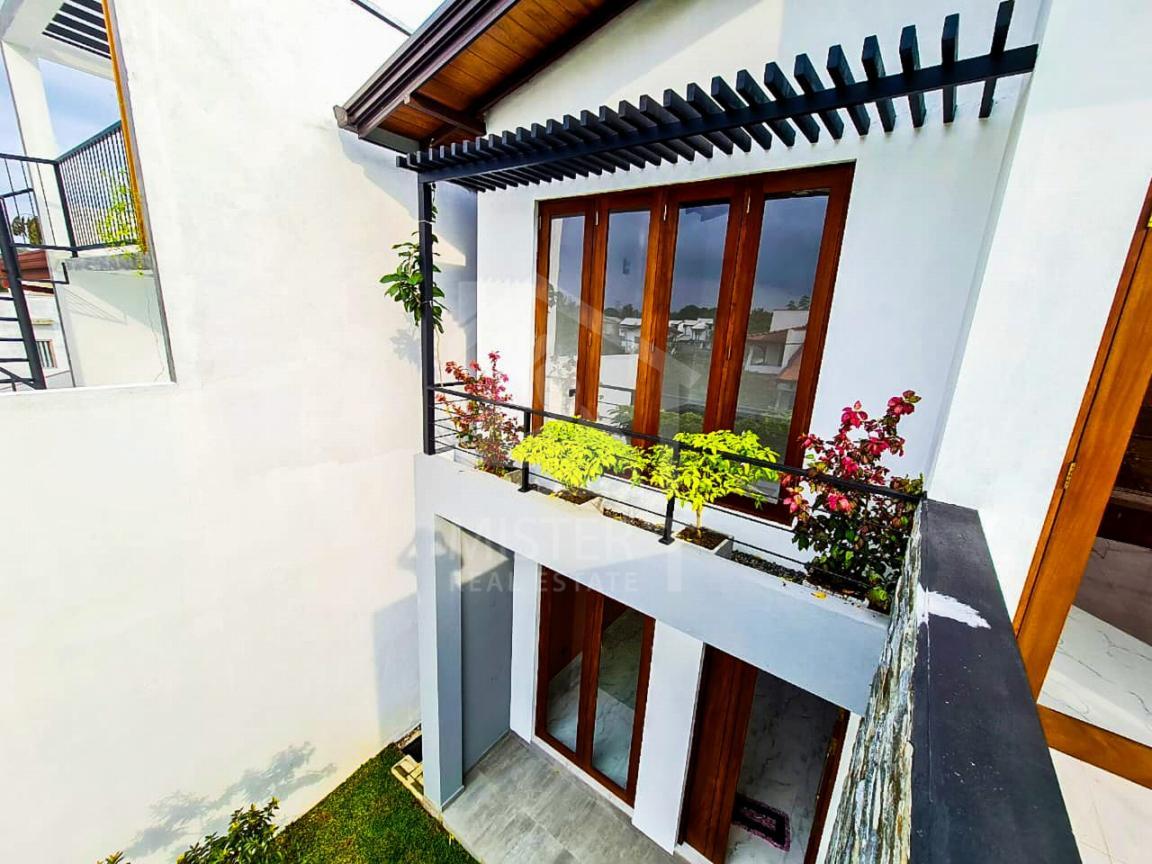 House for Sale in Malabe- image 8