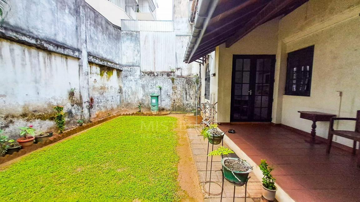 House for Sale in Colombo 07- image 8