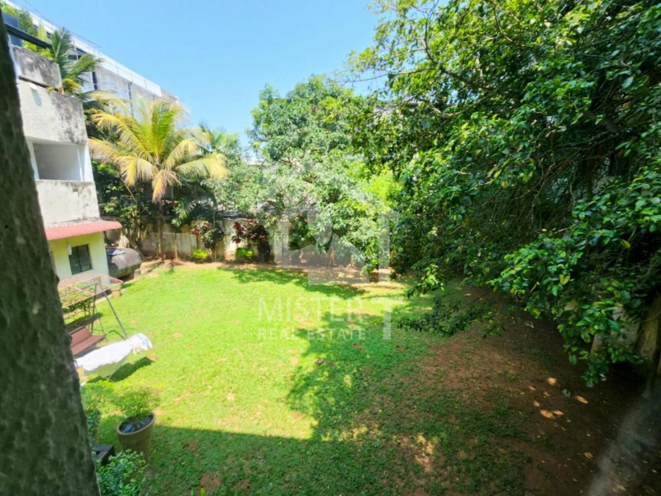 Condominium For Sale in Colombo 07- image 8