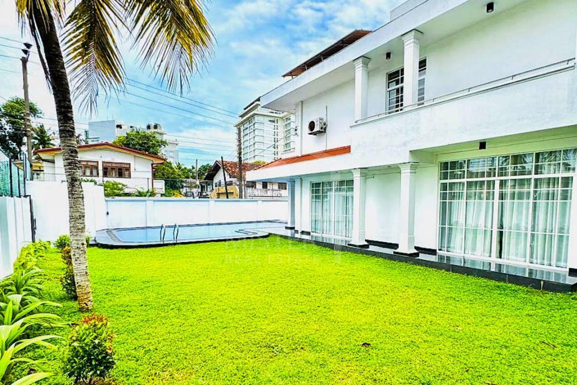 House for Sale in Battaramulla- image 8