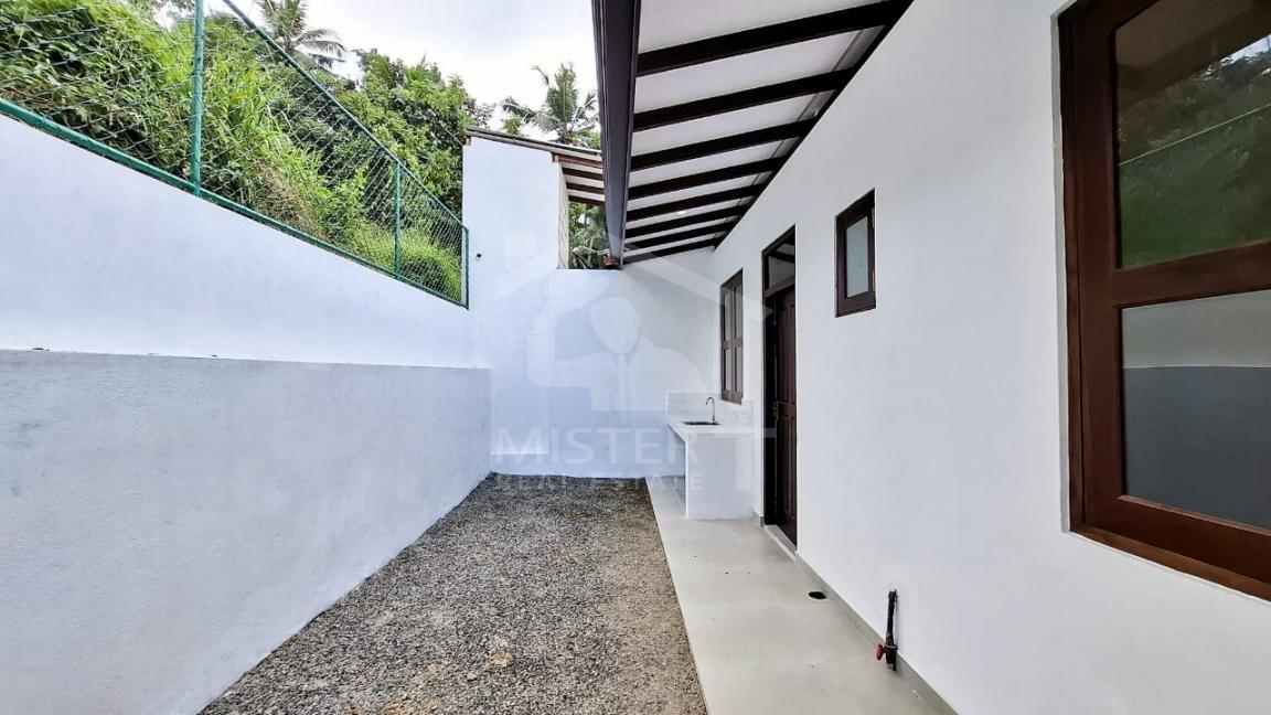 House for Sale in Malabe- image 8