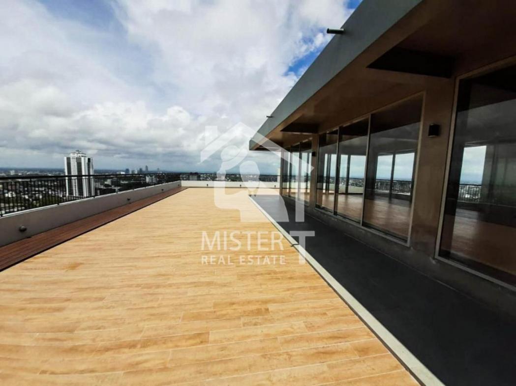 Duplex for Sale at Park Heights, Colombo 05- image 8