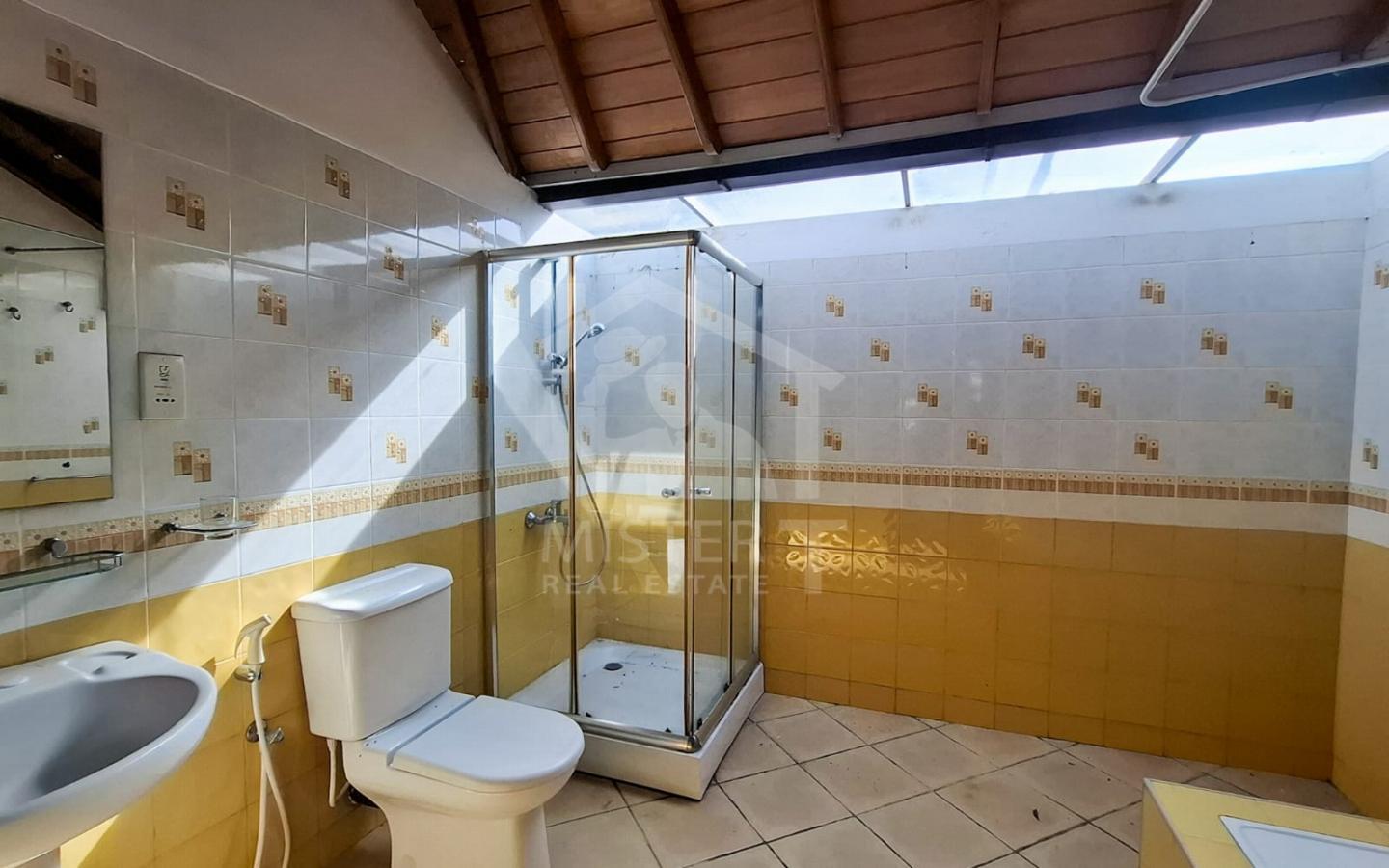 House for Sale in Colombo 07- image 8