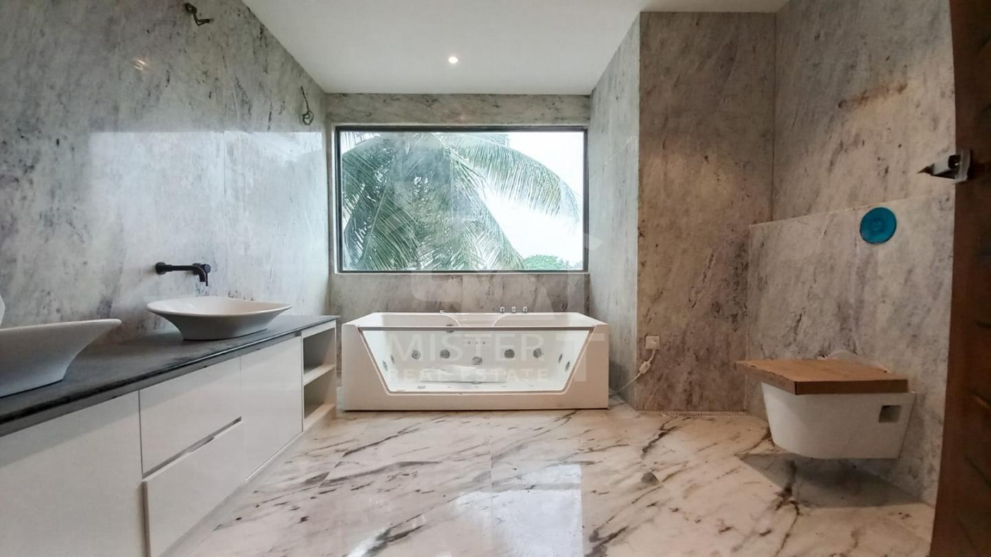 Luxury House for Sale in Nugegoda- image 9