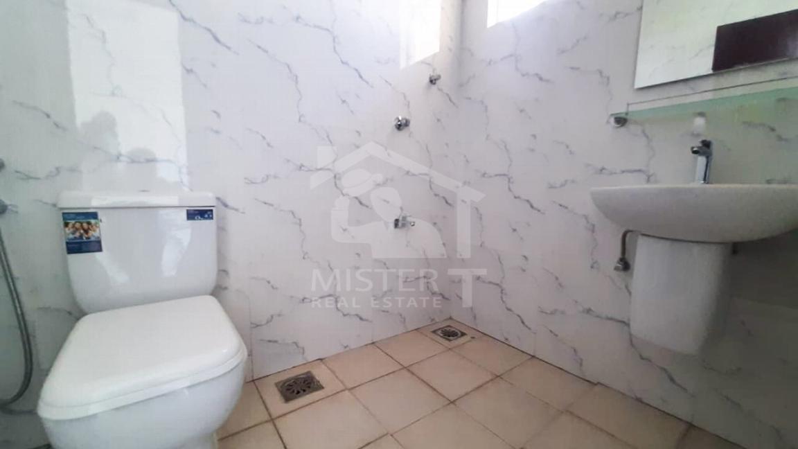 Duplex for Sale at Grand Apartment in Colombo 06- image 9