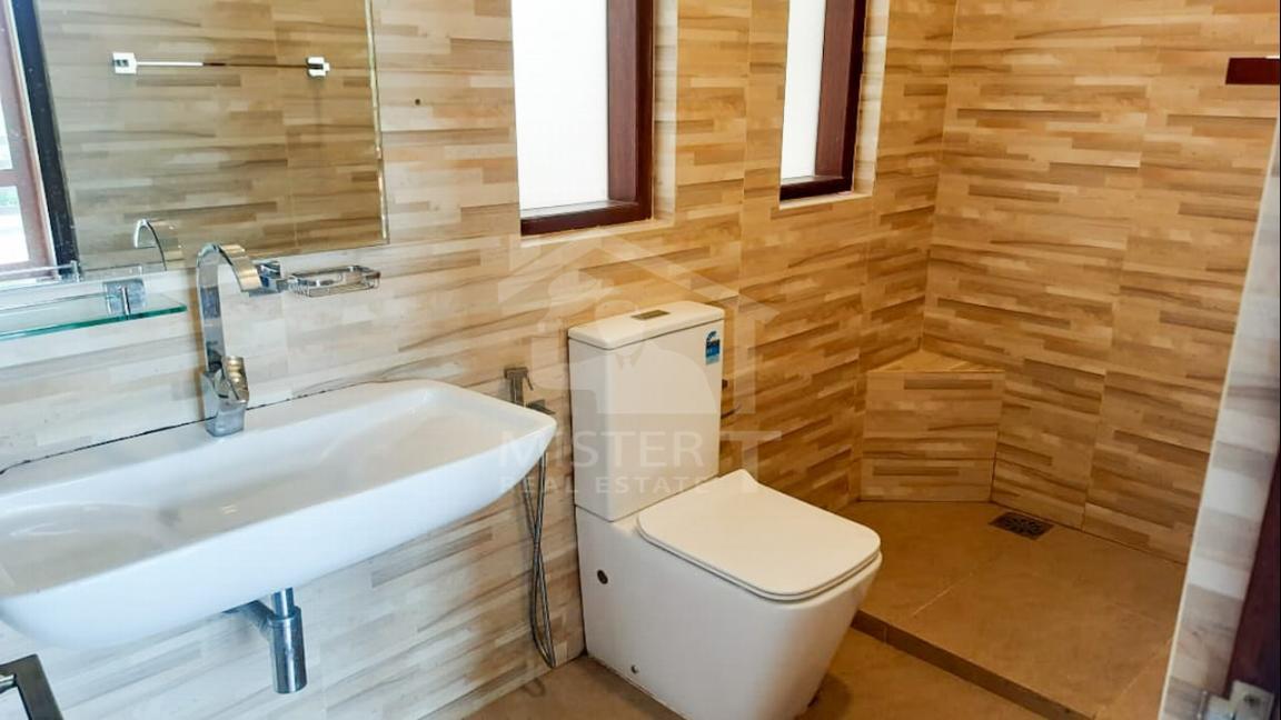 House for Sale in Nugegoda- image 9