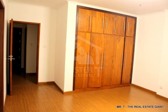 Apartment for Sale in Colombo 08- image 1
