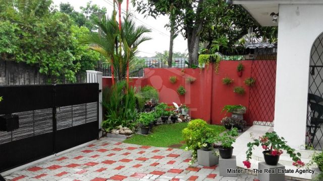 House for Sale in Mount Lavinia - image 1